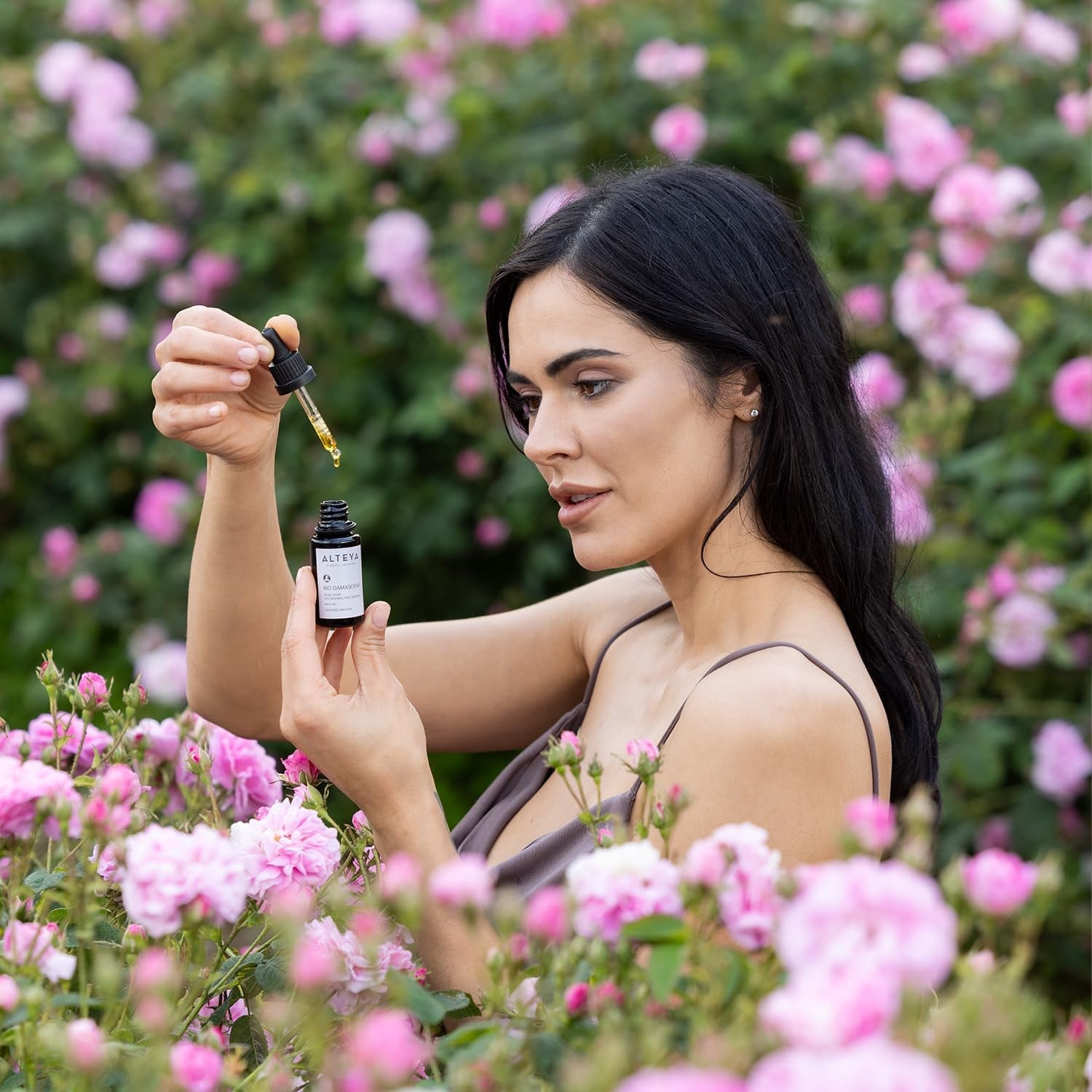 Organic Nourishing Face Serum 20 Ml - USDA Certified Organic Pure Natural Bio Face Serum Based on Therapeutic Grade Bulgarian Rose Essential Oil (Rosa Damascena)